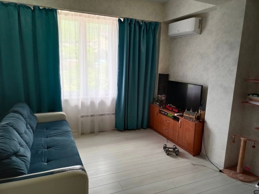 Продам двухкомнатную (2-комн.) квартиру, Учительская ул, 26к2, Сукко с