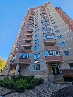 Продам трехкомнатную (3-комн.) квартиру, Ленина пр-кт, 105Г, Ростов-на-Дону г