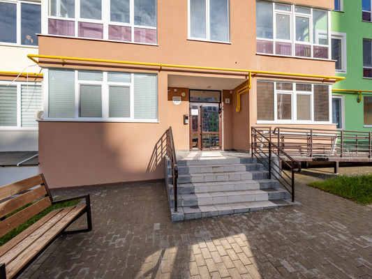 Сдам двухкомнатную (2-комн.) квартиру, Батурина ул, 131, Симферополь г