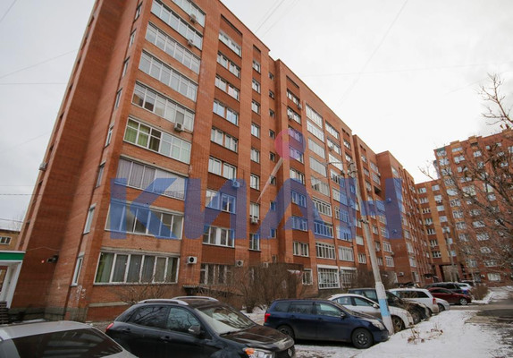 Продам трехкомнатную (3-комн.) квартиру, Курчатова ул, 1ка, Красноярск г