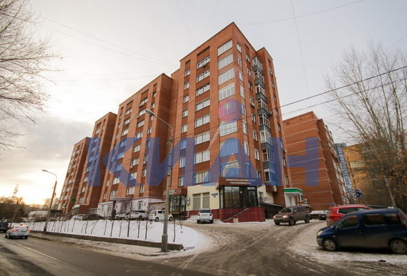 Продам трехкомнатную (3-комн.) квартиру, Курчатова ул, 1ка, Красноярск г