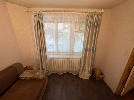Продам трехкомнатную (3-комн.) квартиру, Таежный мкр, 1, Комсомольск-на-Амуре г
