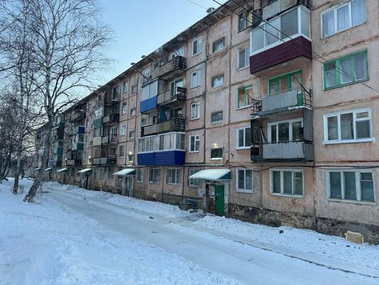 Продам трехкомнатную (3-комн.) квартиру, Таежный мкр, 1, Комсомольск-на-Амуре г