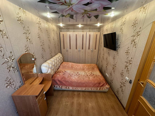 Продам двухкомнатную (2-комн.) квартиру, Интернациональный пр-кт, 31, Комсомольск-на-Амуре г