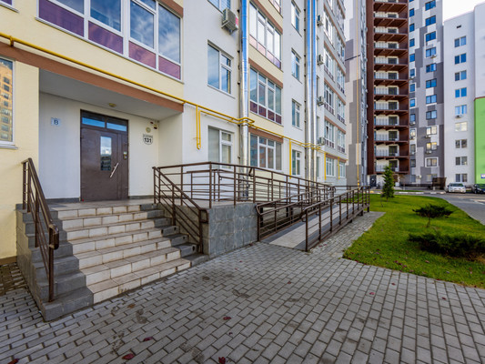 Сдам двухкомнатную (2-комн.) квартиру, Батурина ул, 131, Симферополь г