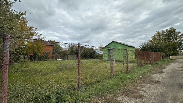 Продам участок 5 соток, Фермерское хоз., Волгоградский (Россиянка снт) проезд, 12, Армавир г, 0 км от города