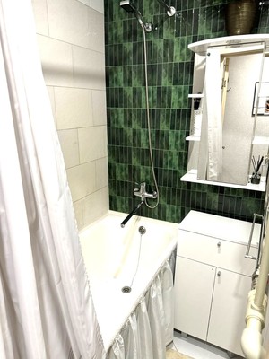 Продам двухкомнатную (2-комн.) квартиру, Пролетарский пер, 10а, Киров г