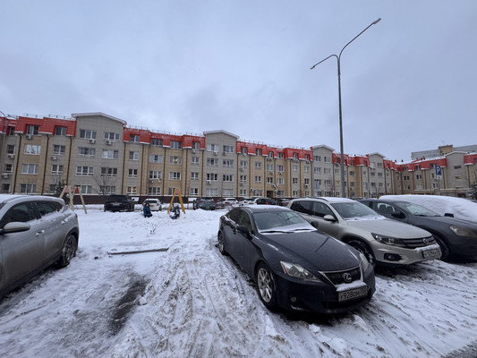 Продам двухкомнатную (2-комн.) квартиру, Горького ул, 79к2, Королев г