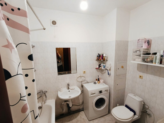 Продам однокомнатную (1-комн.) квартиру, Ясная ул, 17, Калининград г