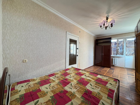 Продам трехкомнатную (3-комн.) квартиру, Ахохова ул, 96А, Нальчик г