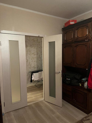 Продам трехкомнатную (3-комн.) квартиру, Строгинский б-р, 4к1, Москва г