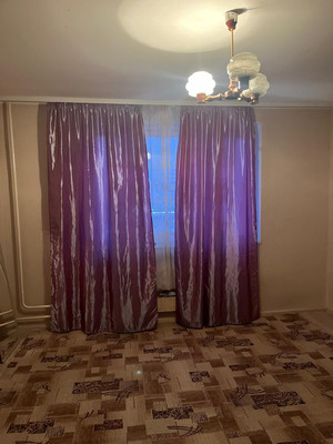 Продам трехкомнатную (3-комн.) квартиру, Строгинский б-р, 4к1, Москва г