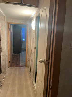 Продам трехкомнатную (3-комн.) квартиру, Строгинский б-р, 4к1, Москва г