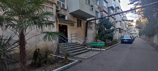 Продам двухкомнатную (2-комн.) квартиру, Керченская ул, 17, Туапсе г