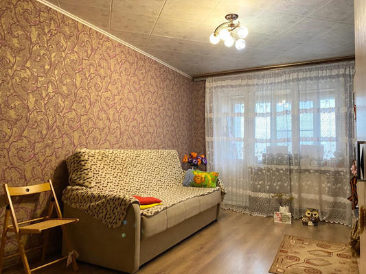 Продам однокомнатную (1-комн.) квартиру, 1-й мкр, 9, имени Свердлова гп