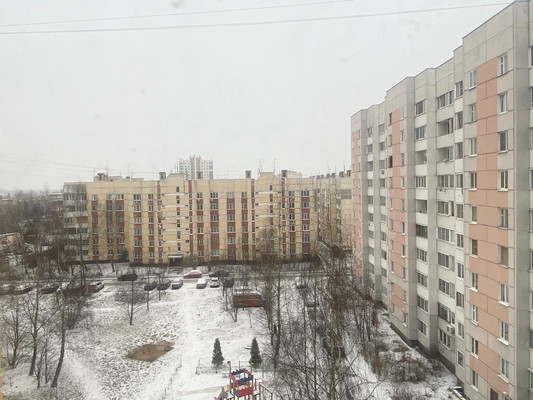 Продам однокомнатную (1-комн.) квартиру, 1-й мкр, 9, имени Свердлова гп