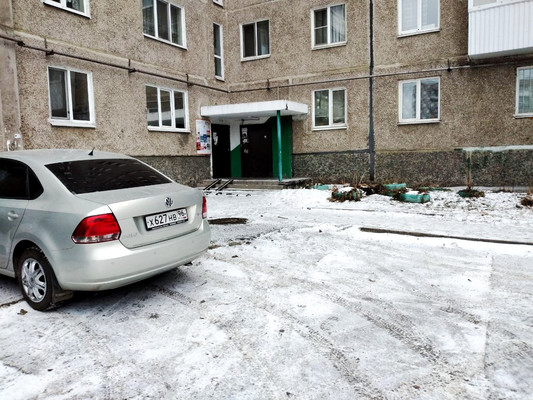 Продам многокомнатную квартиру, Юности ул, 49, Нижний Тагил г