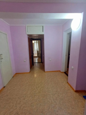 Продам двухкомнатную (2-комн.) квартиру, Комарова ул, 14, Песчаное с