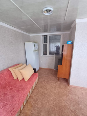 Продам двухкомнатную (2-комн.) квартиру, Комарова ул, 14, Песчаное с