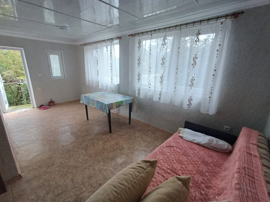 Продам двухкомнатную (2-комн.) квартиру, Комарова ул, 14, Песчаное с