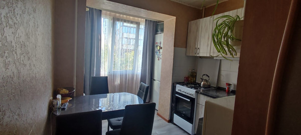 Продам трехкомнатную (3-комн.) квартиру, Шаумяна ул, 36, Туапсе г
