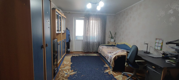 Продам трехкомнатную (3-комн.) квартиру, Шаумяна ул, 36, Туапсе г
