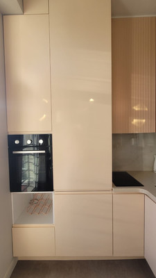 Продам трехкомнатную (3-комн.) квартиру, Вишневая ул, 15г, Верхний Юрт с