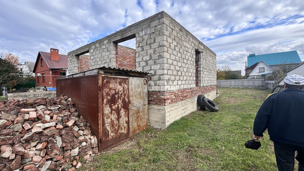 Продам участок 7 соток, Лебединая ул, 34, Крымск г, 0 км от города