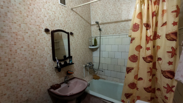 Продам двухкомнатную (2-комн.) квартиру, Шувандиной ул, 119, Иваново г