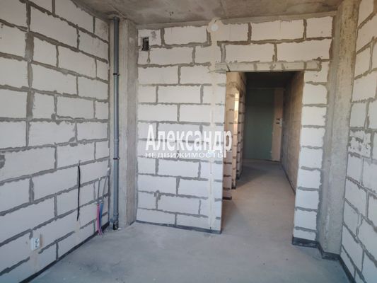 Продам двухкомнатную (2-комн.) квартиру, 33, Романовка п