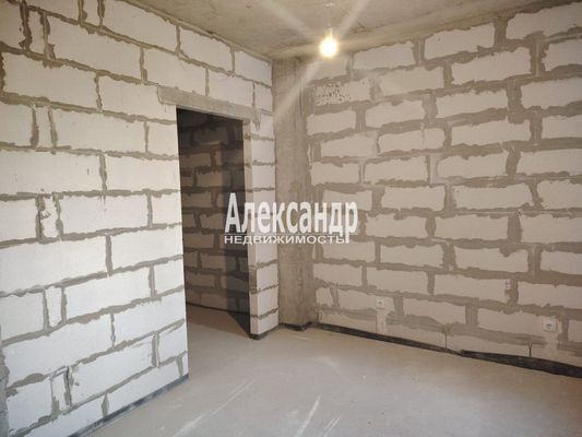 Продам двухкомнатную (2-комн.) квартиру, 33, Романовка п
