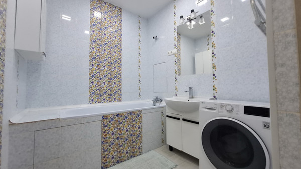 Продам двухкомнатную (2-комн.) квартиру, Чайковского ул, 58, Ступино г