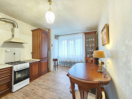 Продам двухкомнатную (2-комн.) квартиру, Малое ш, 3, Рязань г