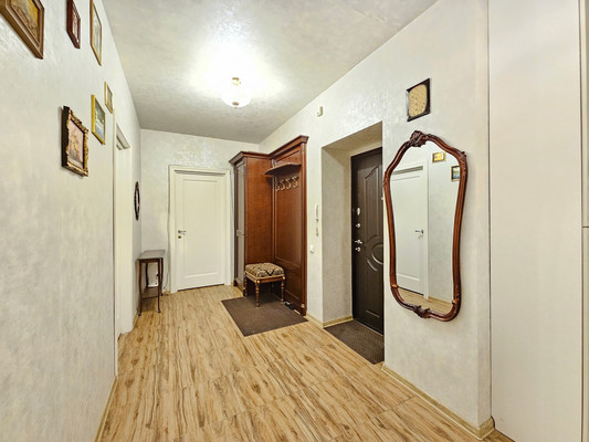 Продам двухкомнатную (2-комн.) квартиру, Малое ш, 3, Рязань г
