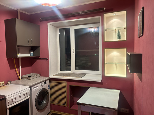 Продам двухкомнатную (2-комн.) квартиру, Капитана Тарана проезд, 21, Мурманск г