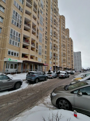 Продам двухкомнатную (2-комн.) квартиру, Фабричная (Поселок Пироговский мкр) ул, 15, Мытищи г