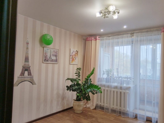 Продам трехкомнатную (3-комн.) квартиру, Ташкентская ул, 107, Иваново г