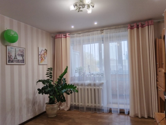 Продам трехкомнатную (3-комн.) квартиру, Ташкентская ул, 107, Иваново г