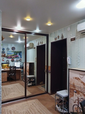 Продам трехкомнатную (3-комн.) квартиру, Ташкентская ул, 107, Иваново г