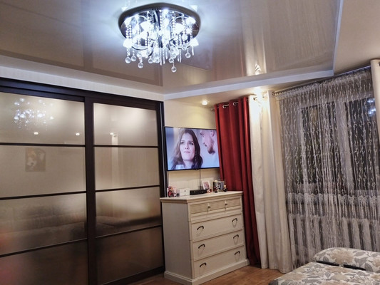 Продам трехкомнатную (3-комн.) квартиру, Ташкентская ул, 107, Иваново г