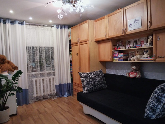 Продам трехкомнатную (3-комн.) квартиру, Ташкентская ул, 107, Иваново г