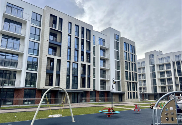 Продам трехкомнатную (3-комн.) квартиру, Гагарина ул, 87, Зеленоградск г
