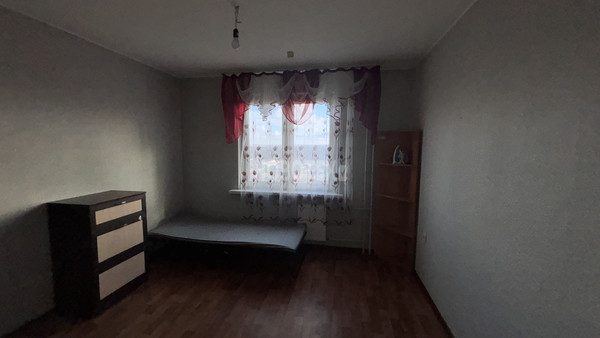 Сдам двухкомнатную (2-комн.) квартиру, Надежды ул, 1, Крымск г