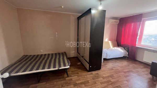 Сдам двухкомнатную (2-комн.) квартиру, Надежды ул, 1, Крымск г