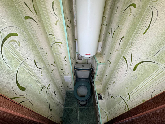 Продам трехкомнатную (3-комн.) квартиру, Комсомольский пр-кт, 69, Амурск г