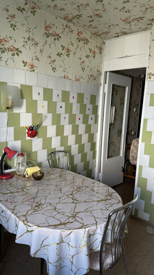 Продам двухкомнатную (2-комн.) квартиру, Октябрьский пр-кт, 174, Сыктывкар г