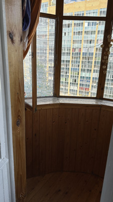 Продам двухкомнатную (2-комн.) квартиру, Октябрьский пр-кт, 174, Сыктывкар г