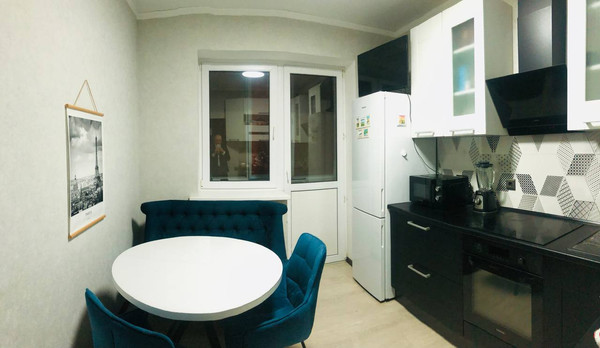 Продам двухкомнатную (2-комн.) квартиру, Кореновская ул, 21, Краснодар г