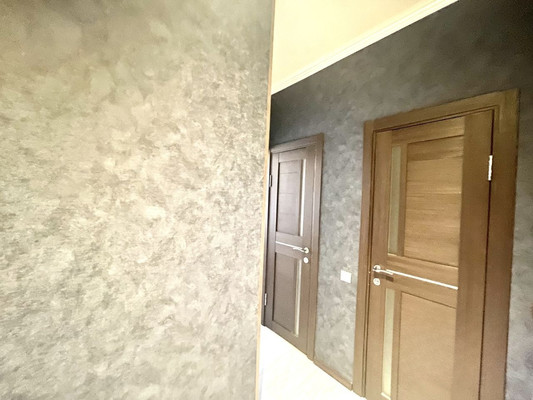 Продам двухкомнатную (2-комн.) квартиру, Кореновская ул, 21, Краснодар г