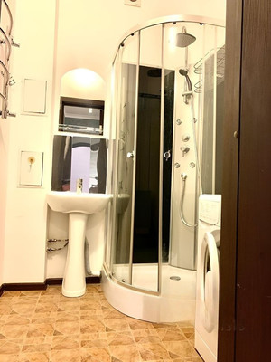 Продам двухкомнатную (2-комн.) квартиру, Кореновская ул, 21, Краснодар г